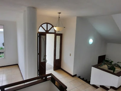 Casa en Renta en Condominio de Carretera a El Salvador