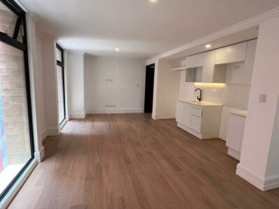 APARTAMENTO EN VENTA EN EDIFICIO CÉNTRICO EN ZONA 5 – PARA ESTRENAR