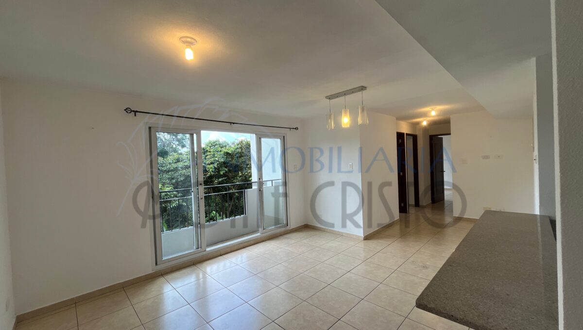 Sala comedor con balcón Parque 7