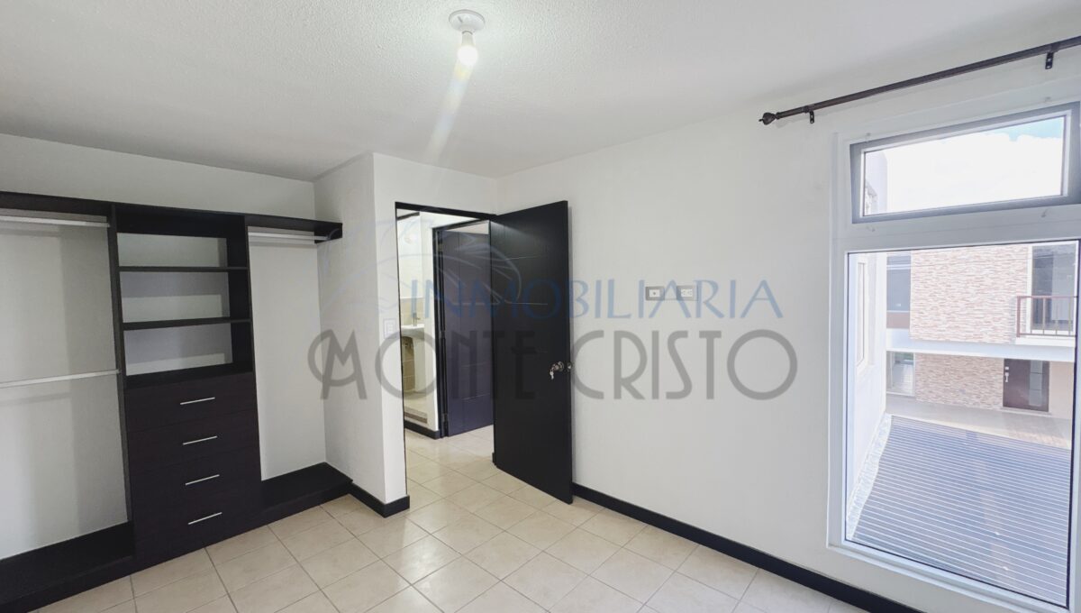 photo-output_0 1